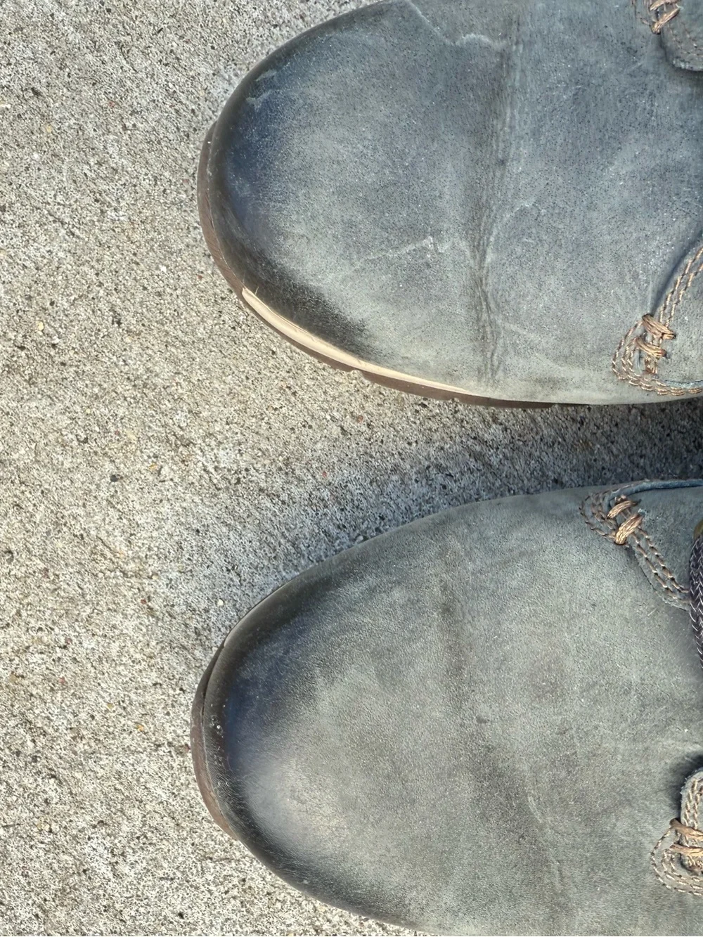 Bionica Chukka Boots in Slate Blue